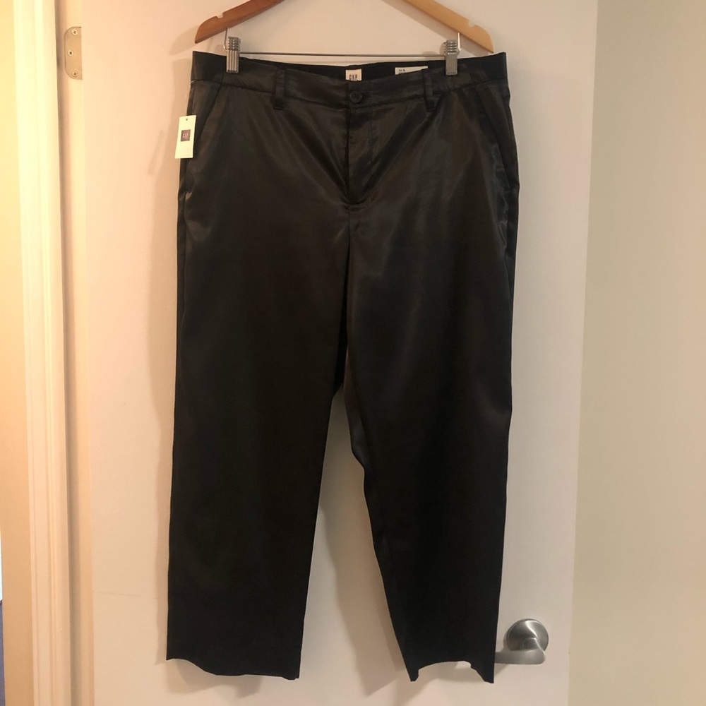 Gap girlfriend crop pants
